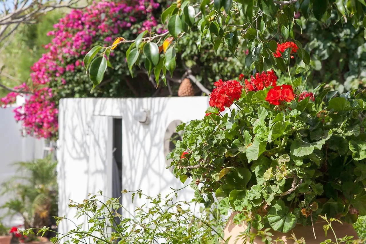 Villa STROMBOLI E STROMBOLICCHIO
